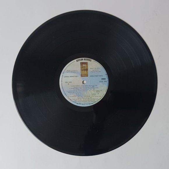 Vintage Linda Ronstadt Greatest Hits vinyl record 1976 first pressing - Picture 9 of 11